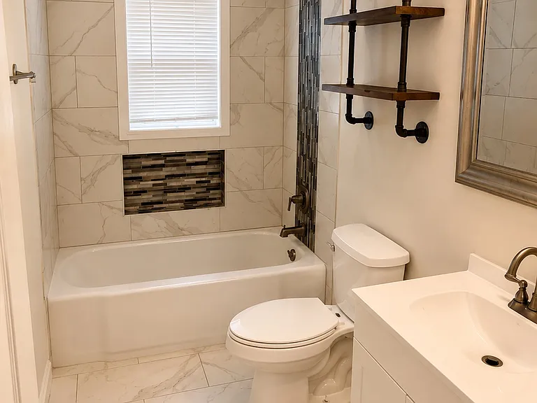 407 N Elizabeth St — Photo 8