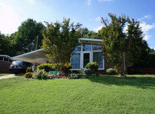 4004 Halifax Rd, Greensboro, NC 27407