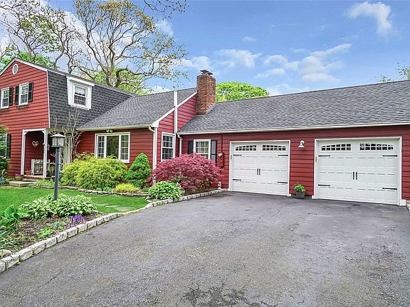 2nd image of 123 Meadow Ln
