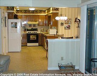 3rd image of 1240 Mozart Dr
