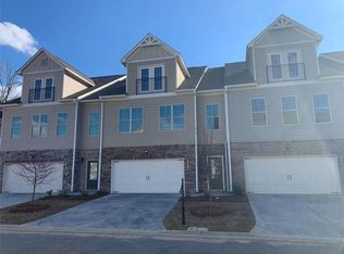 2150 Manor Pointe Dr, Cumming, GA 30041