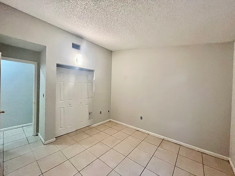 1602 Crystal Park Cir #1602 — Photo 7