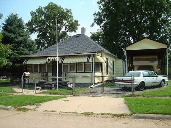 2nd image of 1921 7th Ave