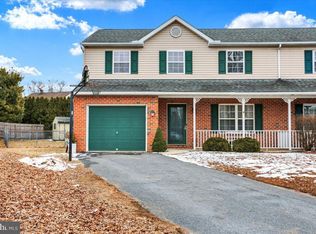 1031 Whitford Dr, Reading, PA 19605