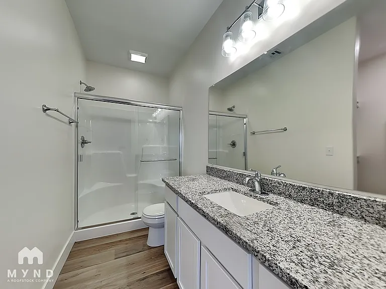 5801 Bristol St #5801 — Photo 12