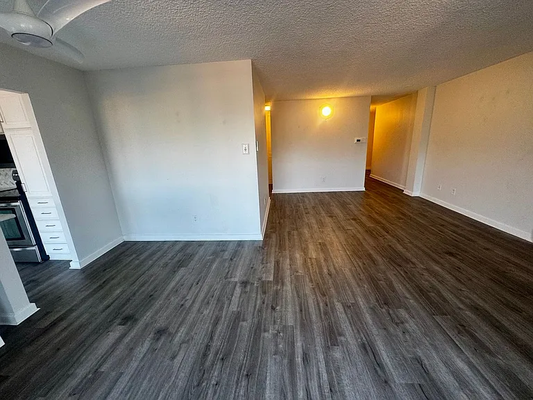 900 Saturn Dr #405 — Photo 9