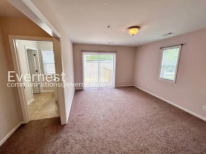 701 Vineland Ct — Photo 14