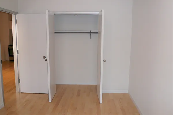 Rented by Green Line Realty | media 20