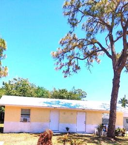 5689 SE 44th Ave, Stuart, FL, 34997