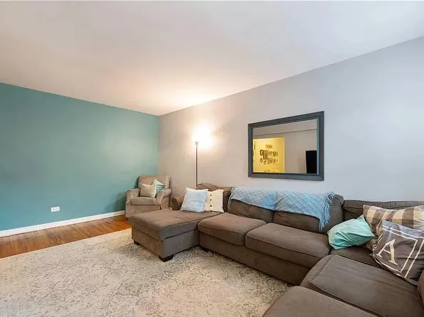 2229 Knapp Street image 22 of 31