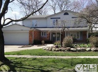 7525 Chichester Rd, Canton, MI 48187