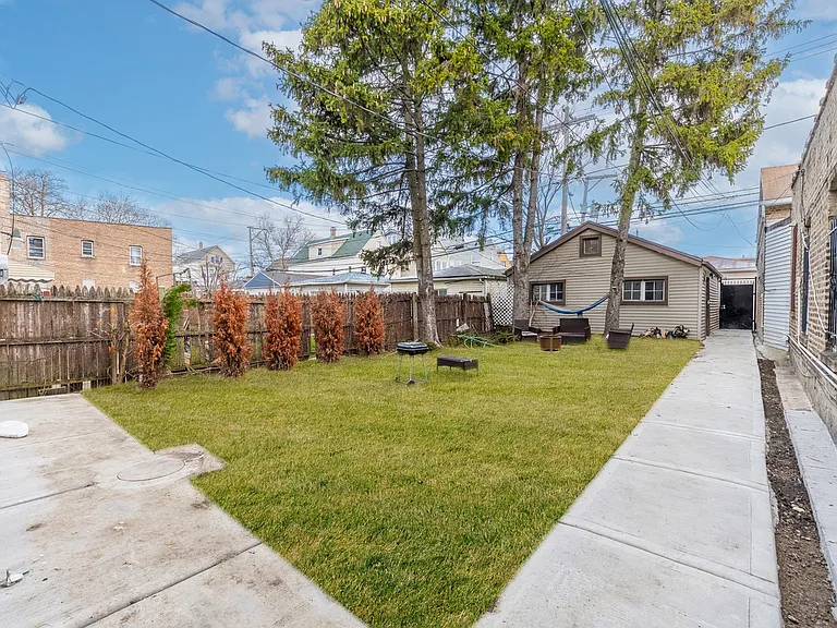3710 W Diversey Ave #G — Photo 9