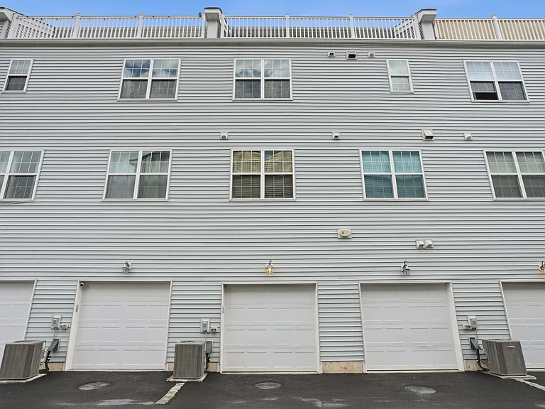 114B King St — Photo 30