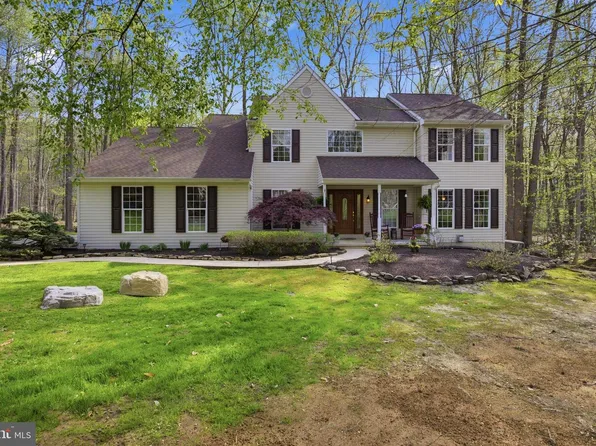 1552 Spring Meadow Ln, Garnet Valley, PA 19060