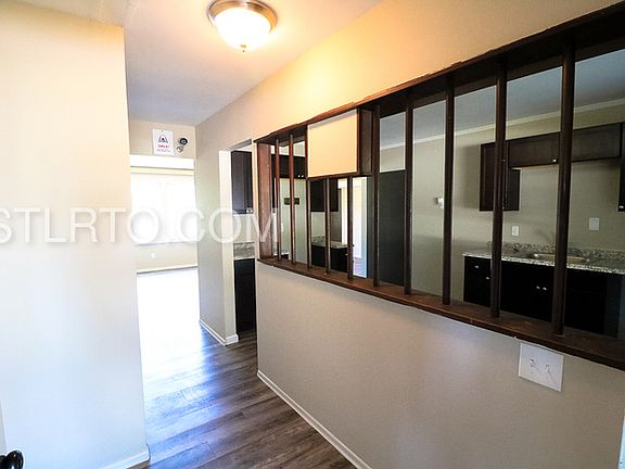 5th image of 11110 Farber Dr