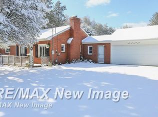 9377 Hubbard Rd, Davison, MI 48423