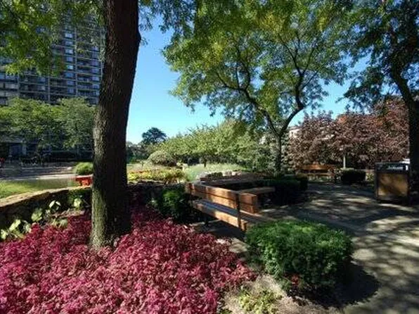 1 Bay Club Dr APT 16F, Bayside, NY 11360