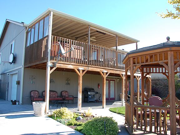 Large Deck and carport