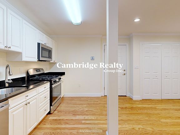 2nd image of 18 Chauncy St #3T