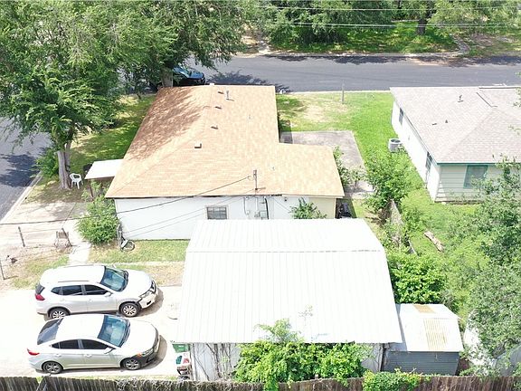 4th image of 701 E Hiller St