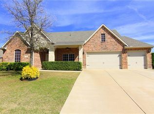 1216 Claire Ct, Burleson, TX 76028