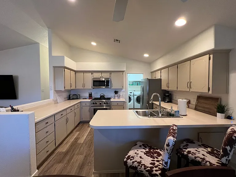11525 S Chaparral Dr — Photo 8