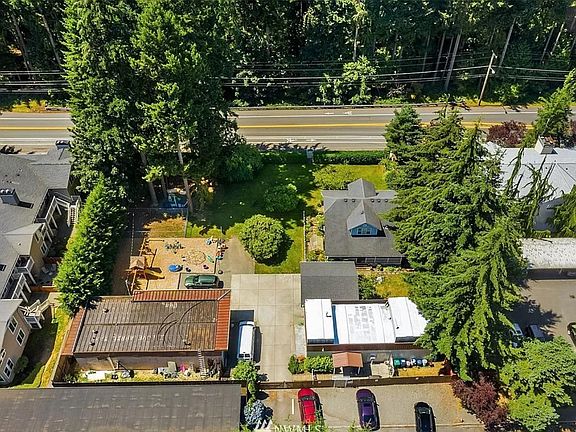 4th image of 14237 73rd Ave NE
