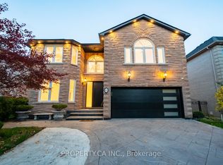 63 Concord Rd, Vaughan, ON L4J 3M2