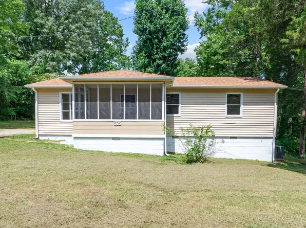 575 Palmyra Rd, Clarksville, TN 37040