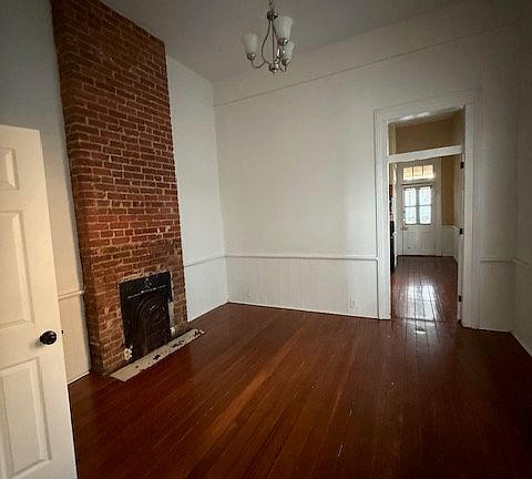 4th image of 2227 Brainard St #A