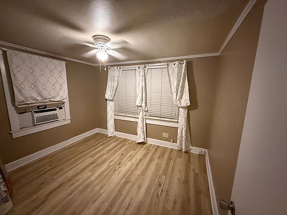 4th image of 610 Sycamore St #1