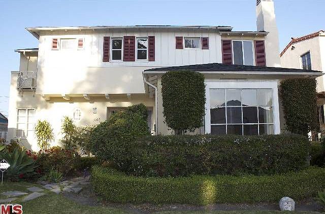 1st image of 3920 6th Ave