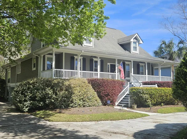 1479 Headquarters Plantation Dr, Johns Island, SC 29455