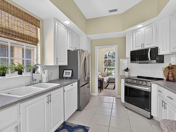 2nd image of 8704 Oldham Way