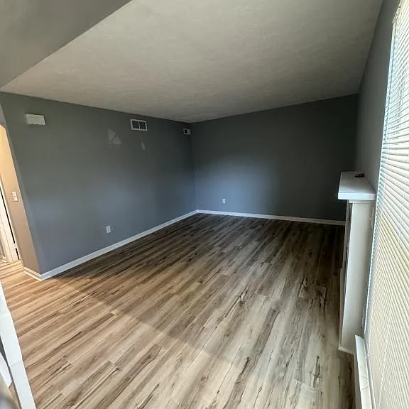 28 Apple Ln — Photo 4