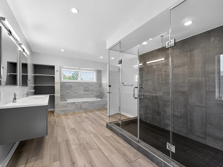 869 Corinthian Ave #1 — Photo 6