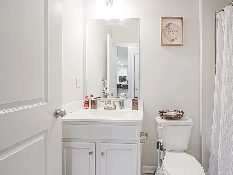32 Westmont Dr #HAWTHORN ESTATES — Photo 9