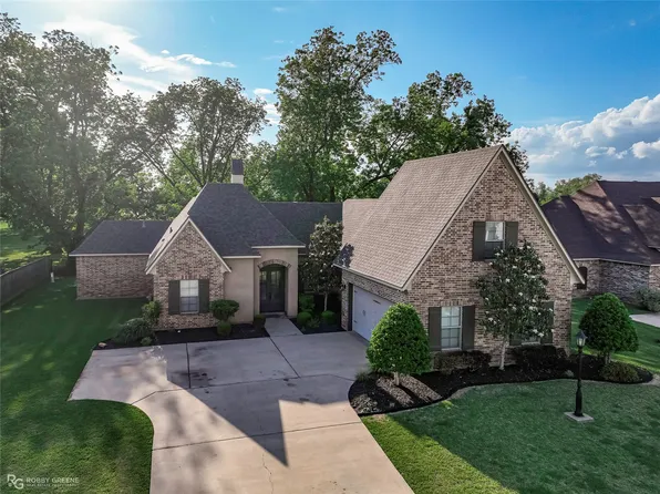 106 Pear Tree Ln, Benton, LA 71006