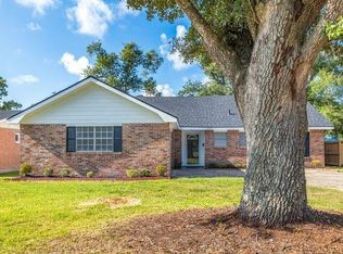 2118 Orchid St, Lake Charles, LA 70601