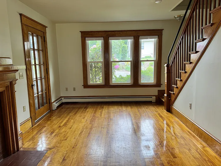 131 Orange St — Photo 1