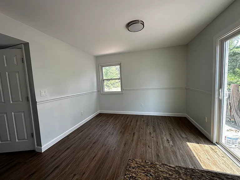 1531 Harford Square Dr — Photo 5