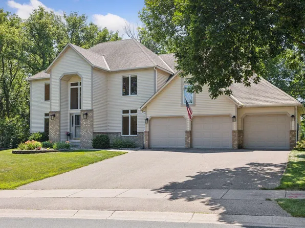 8943 Sylvan Rdg, Eden Prairie, MN 55347