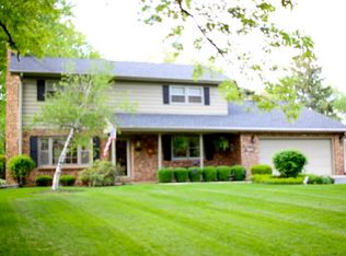 2235 Garden Rd, Aurora, IL 60506