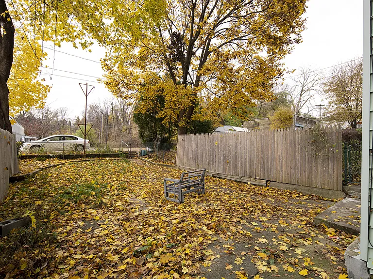 159 Hoosick St #1R — Photo 30