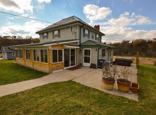 7469 Grant River Road, Cassville, WI 53806