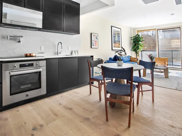 156 Devoe Street image 1 of 11