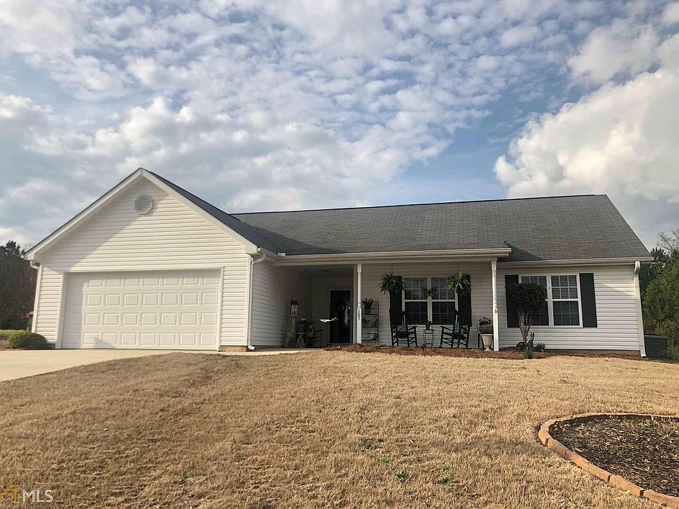 1st image of 105 Shallow Creek Ln