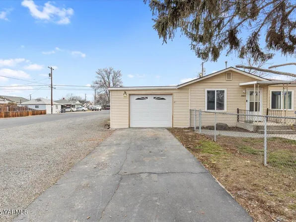 3003 3rd St, Union Gap, WA 98903