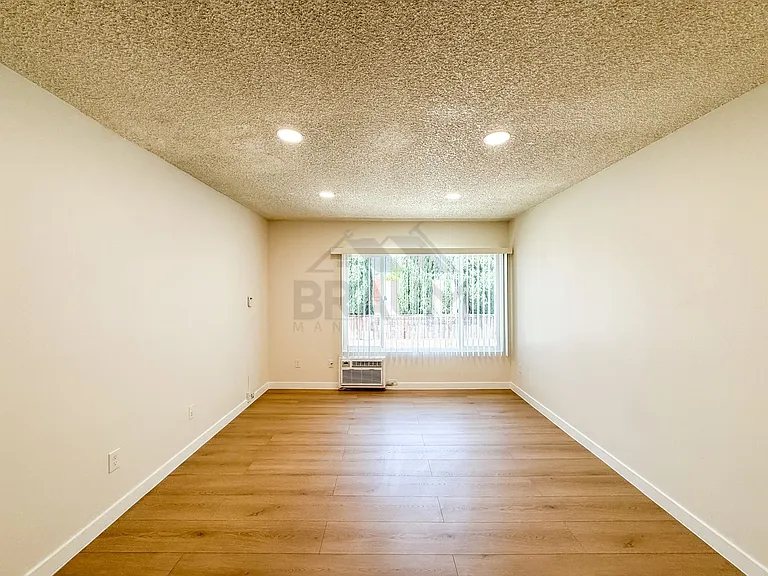 5461 KESTER — Photo 12