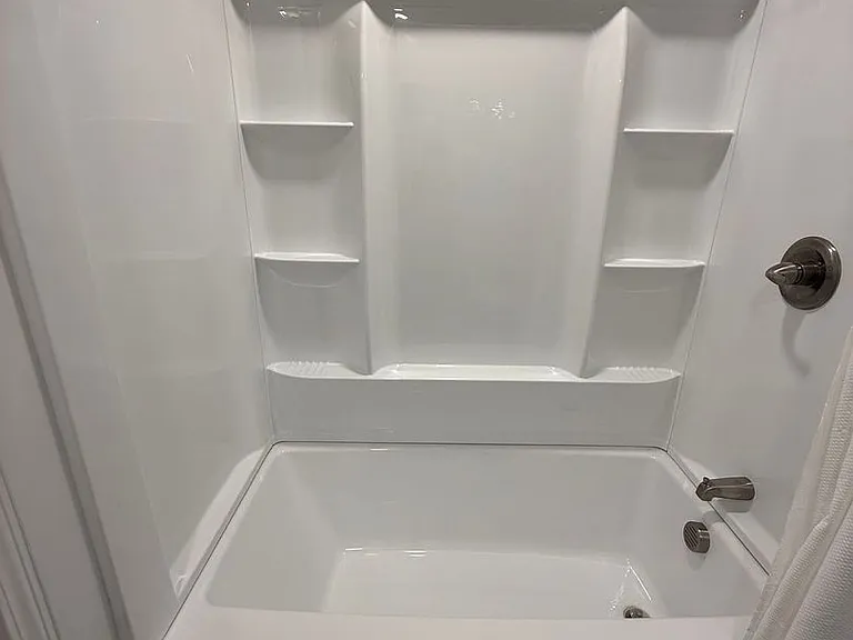 116 Bennett Ct — Photo 8